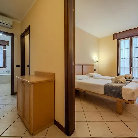 Mainard, Don Giovanni Historic Apartment